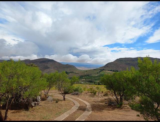 FARM FOR SALE IN PIKETBERG RURAL
